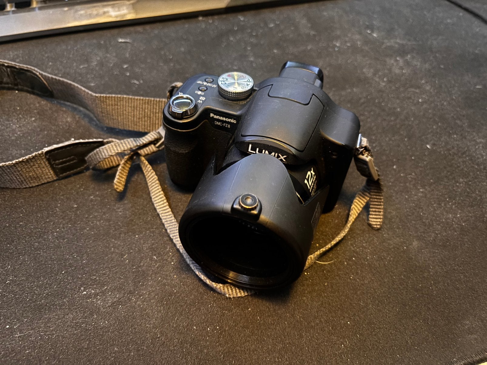 Panasonic lumix dmc-fz8 + 5 baterijen, Ophalen of Verzenden, Zo goed als nieuw, Overige Merken, 8 keer of meer