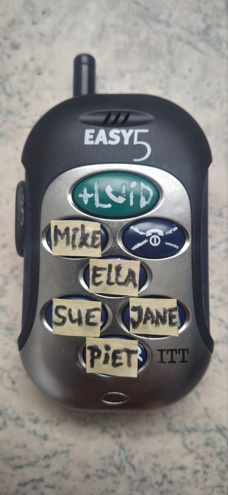 Slechtziende/seniorEasy5telefoon5toetsenSímpelProgrammeren, Ophalen, Zo goed als nieuw, Telefoonhanger of Accessoire, Universeel
