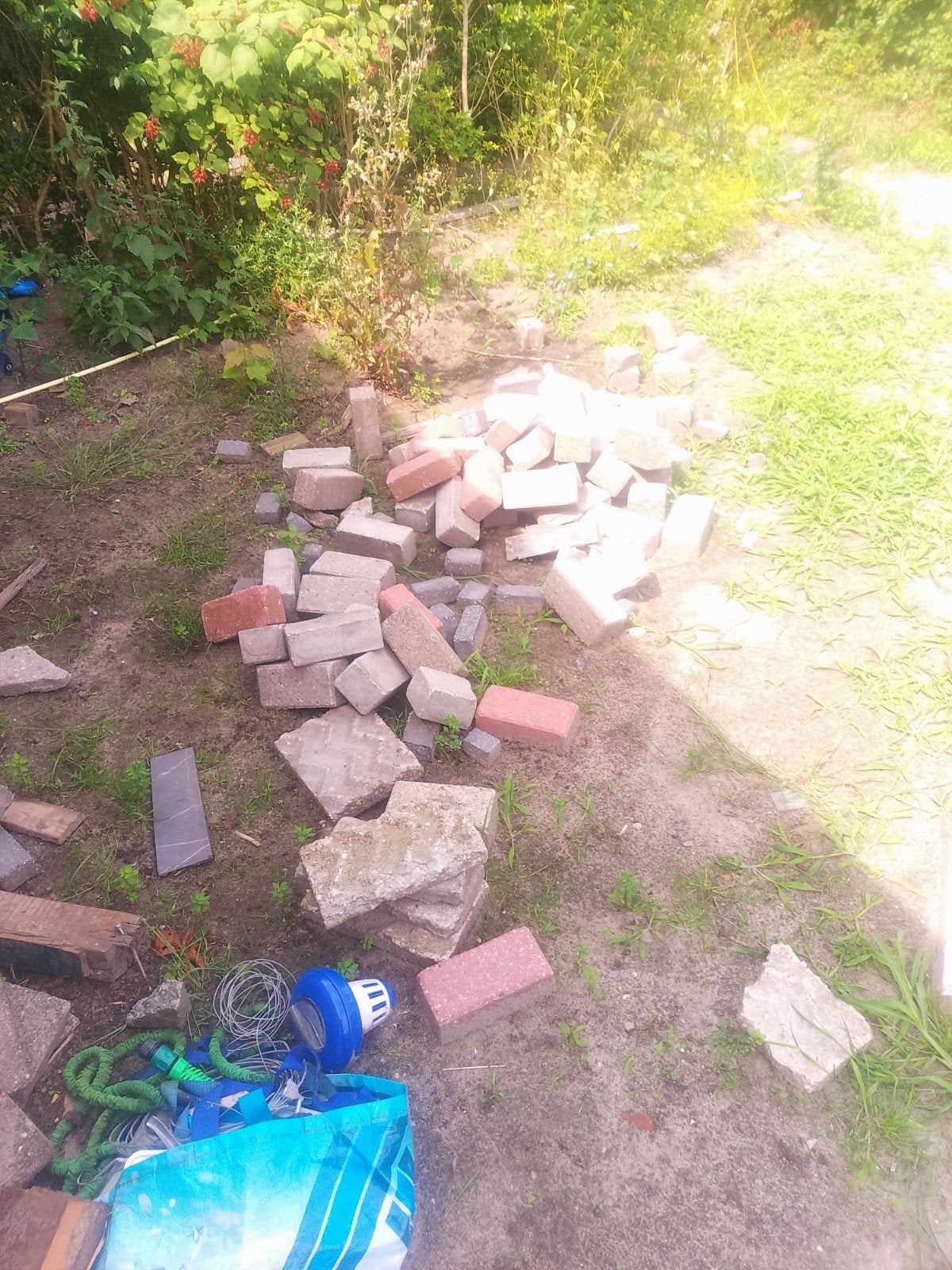 Restant klinkers en tegels gratis op te halen, Ophalen, Gebruikt, Beton, Overige typen