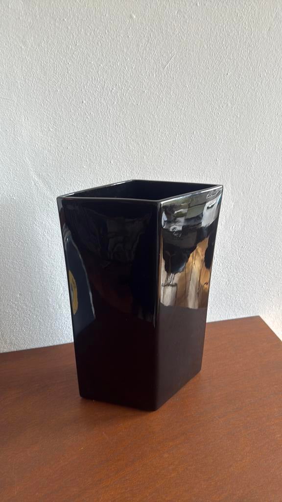 Iittala Ruutu keramiek zwart 32cm, Ophalen of Verzenden