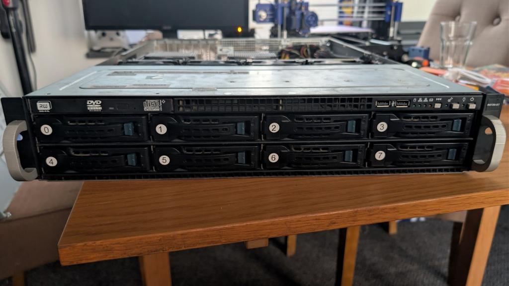 Asus RS720-X7/RS8 Server - 2x Xeon E5-2603 V2, 64GB RAM, Computers en Software, Servers, Ophalen, Gebruikt, 64 GB, Hot swappable onderdelen