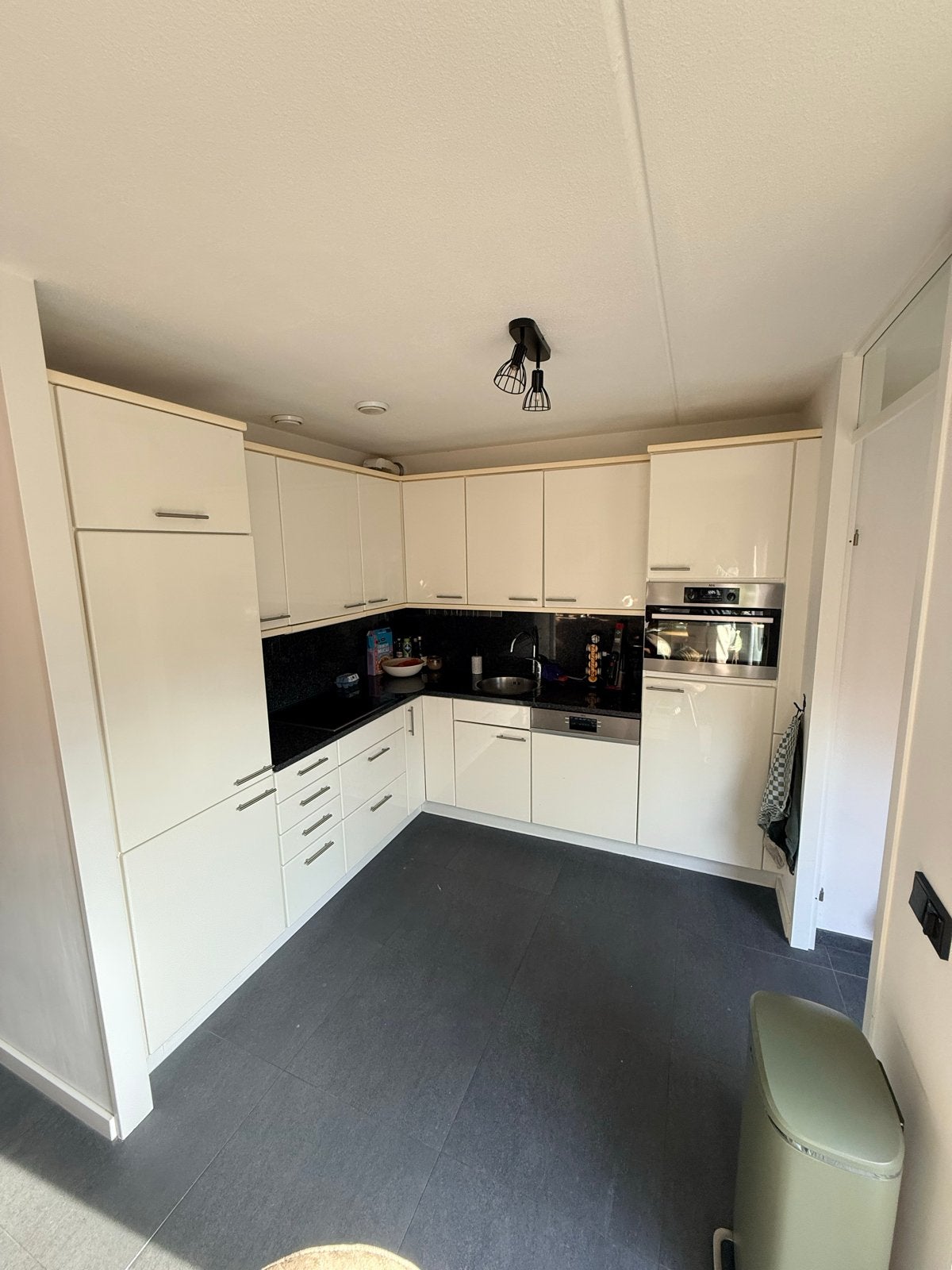 Witte hoogglans hoekkeuken, Huis en Inrichting, Keuken | Complete keukens, Ophalen, Gebruikt, Overige materialen, Wit