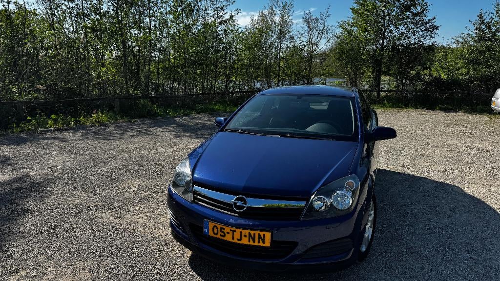 Opel Astra GTC 1.6 16V (2006) – Sportief & Betrouwbaar, Auto's, Voorwielaandrijving, 1145 kg, 4 cilinders, Blauw