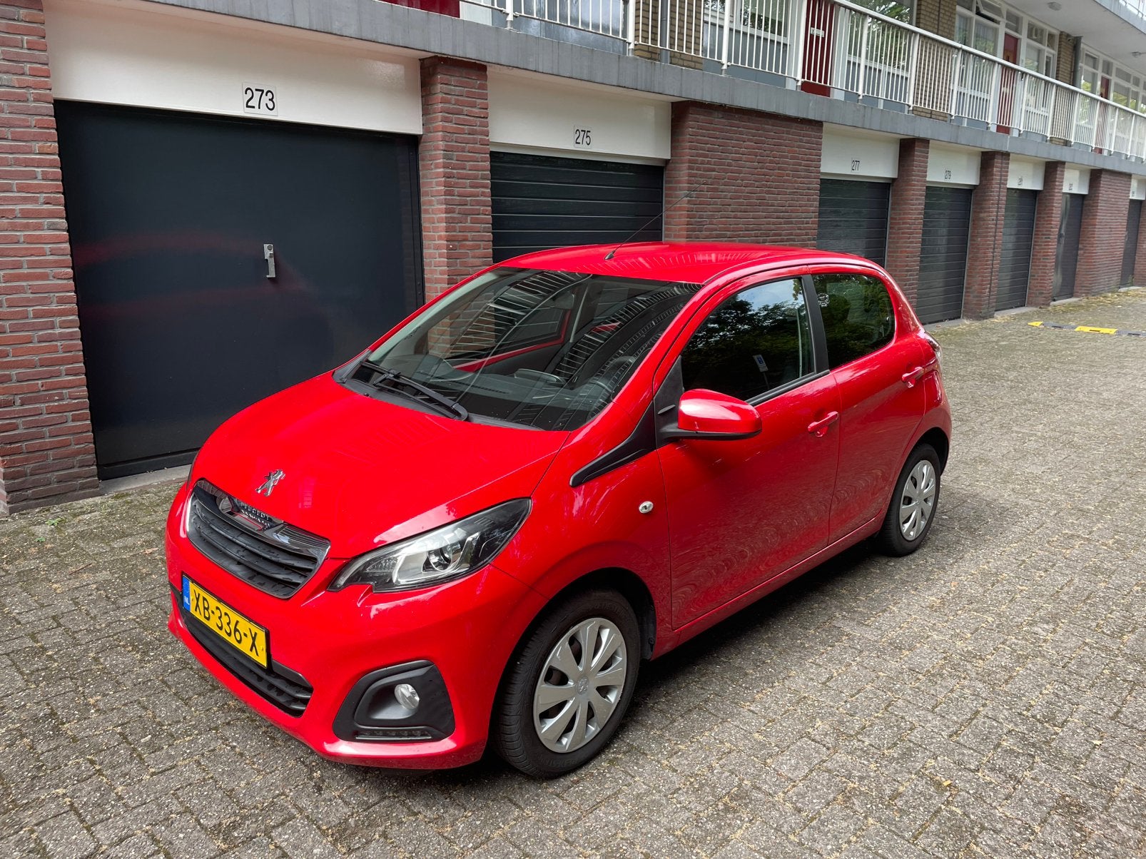 Peugeot 108 1.0 E-vti 5 Deurs met Airco - Bluetooth - NAP, Auto's, Voorwielaandrijving, Stof, Euro 6, 4 stoelen