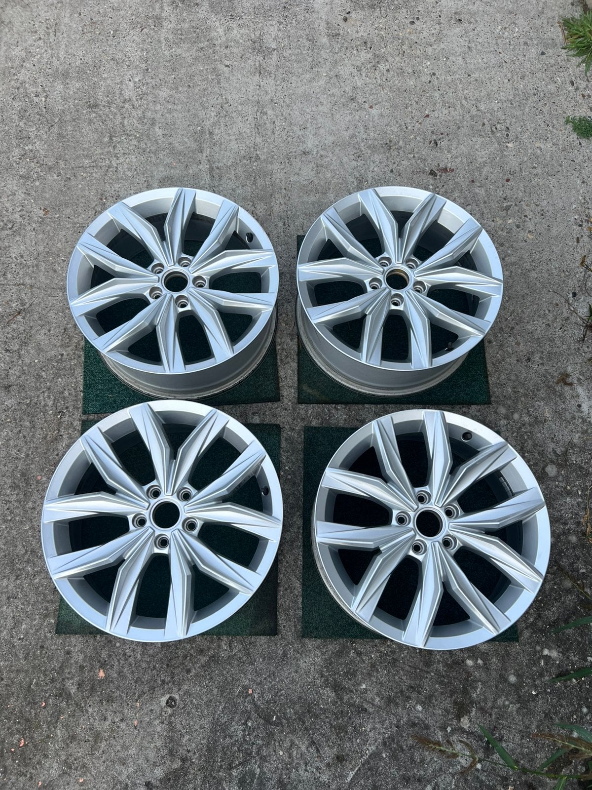 VW Tiguan Kingston velgen 18 inch 5x112, evt met banden, Ophalen, 18 inch, Gebruikt, Velg(en)