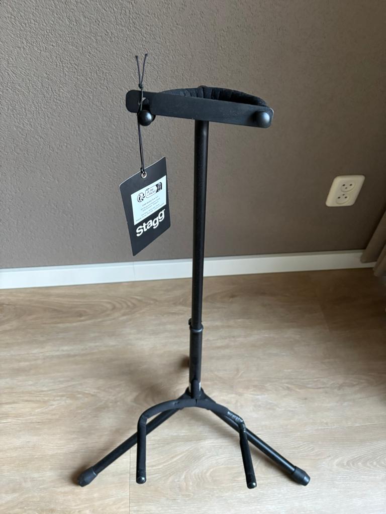 Compleet pakket gitaaraccessoires (7-delig), Ophalen of Verzenden, Zo goed als nieuw, Akoestische gitaar