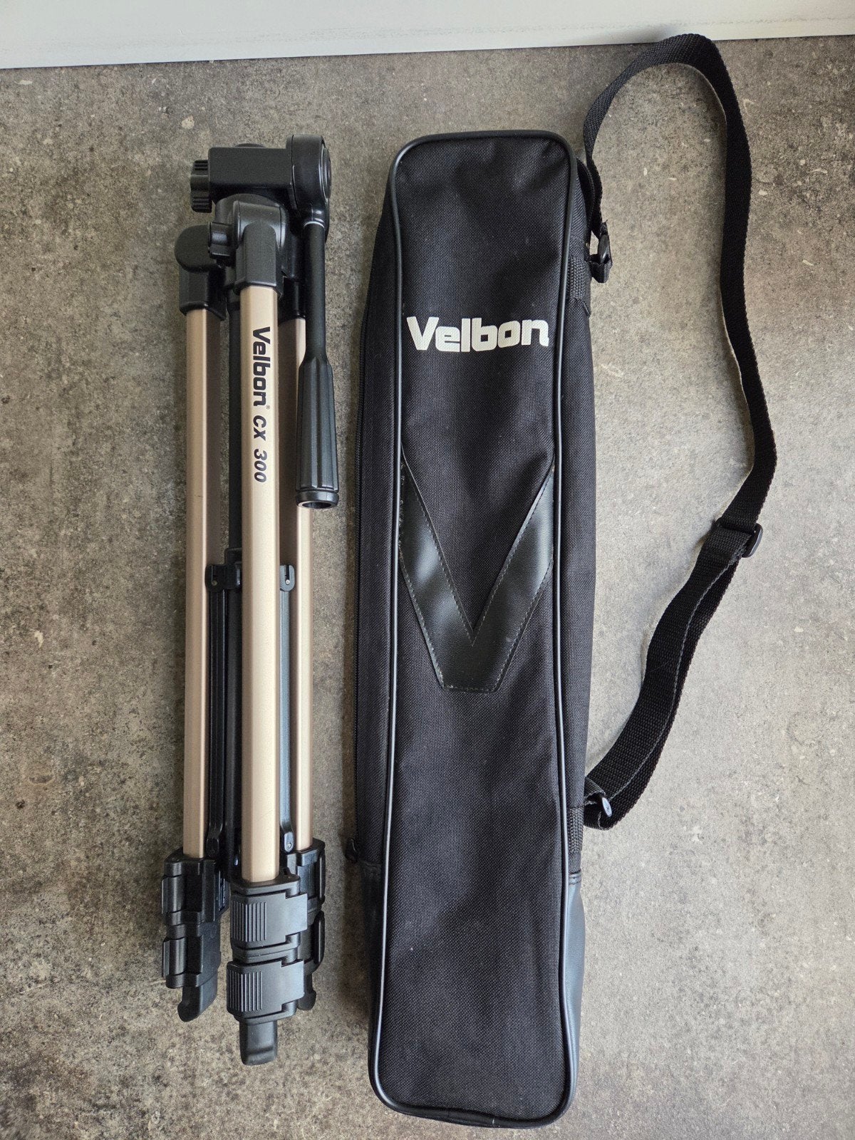 Velbon CX 300 Statief –Lichtgewicht & Stevig (Inclusief Tas), Ophalen of Verzenden, Driepoot