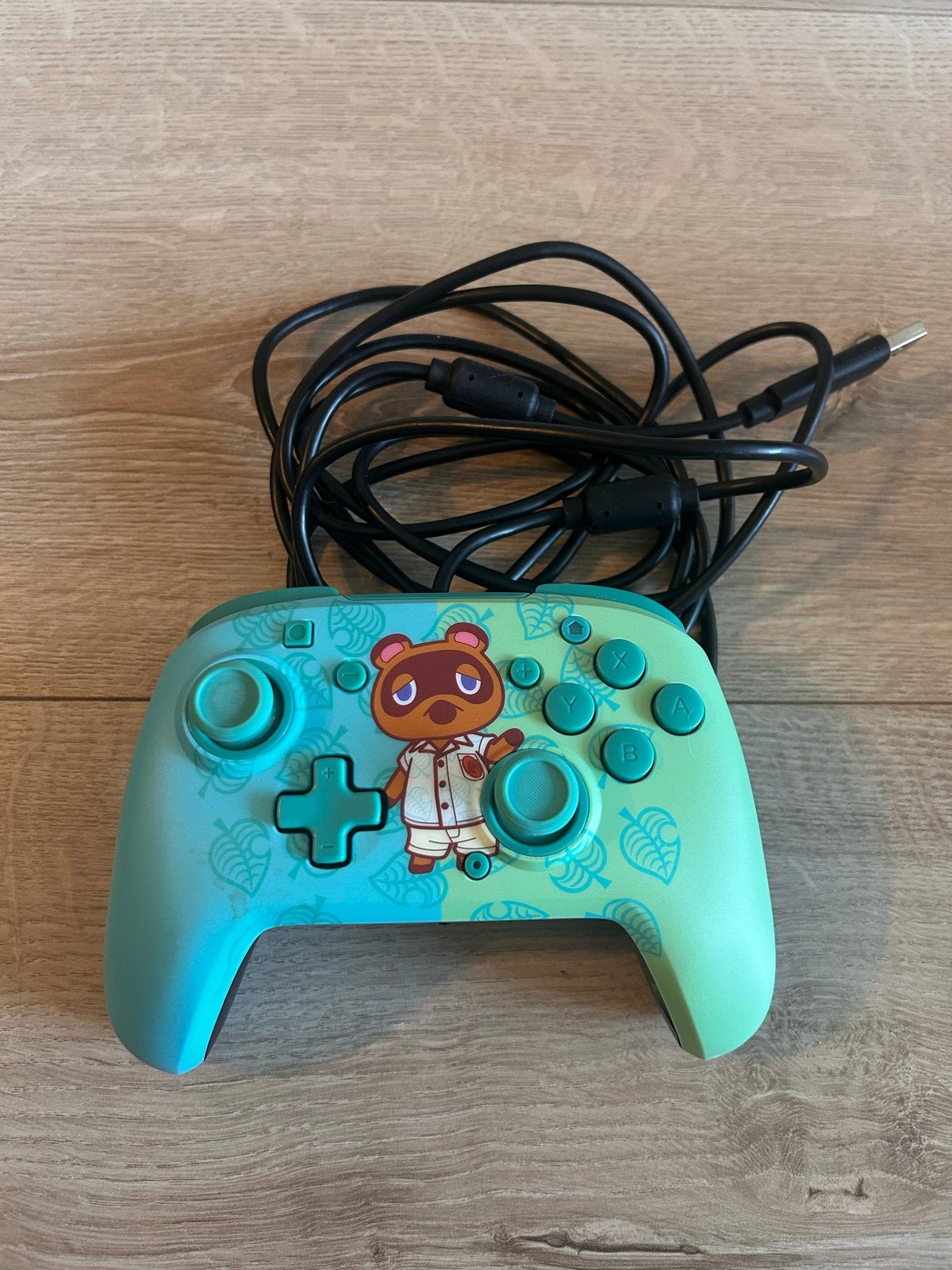 Nintendo Switch Animal Crossing Controller met kabel, Spelcomputers en Games, Ophalen of Verzenden, Gebruikt, Met 1 controller