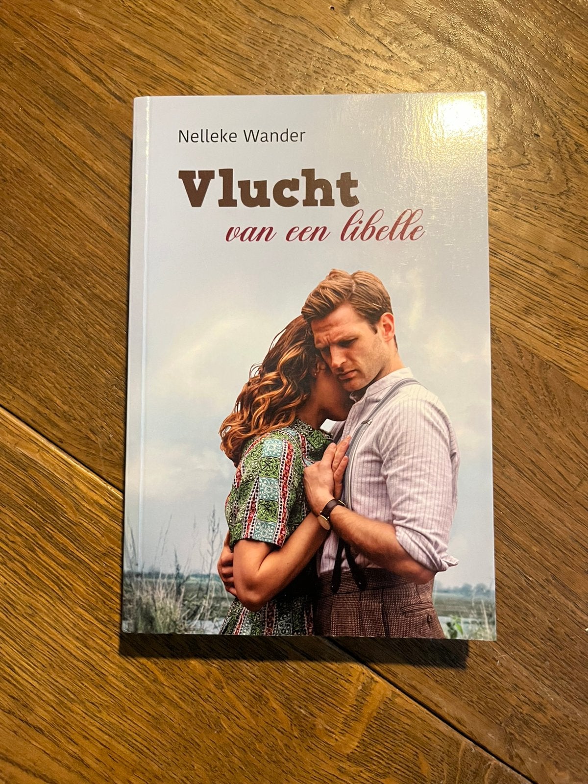 Nelleke Wander - Vlucht van een libelle, Nelleke Wander, Ophalen of Verzenden, Zo goed als nieuw, Nederland