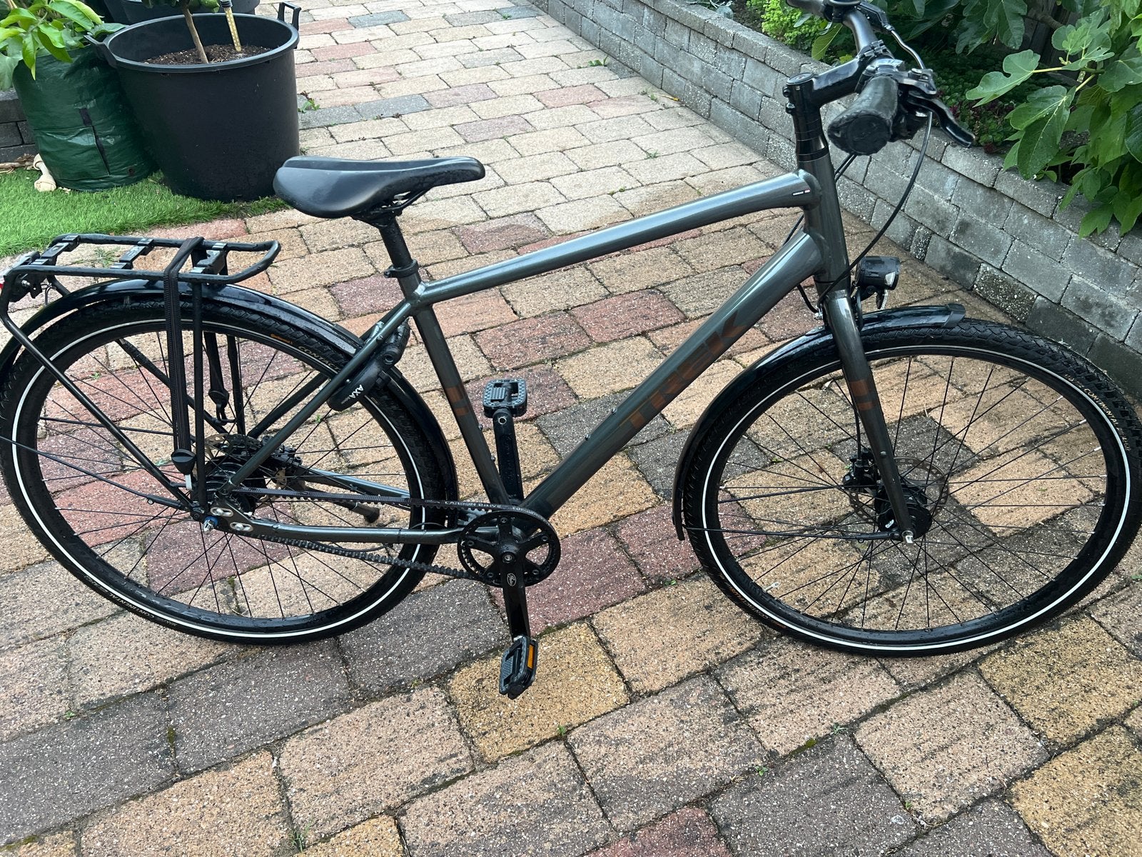 Trek District 4 Herenfiets - Zo goed als nieuw, Fietsen en Brommers, Fietsen | Heren | Herenfietsen, Versnellingen, Zo goed als nieuw