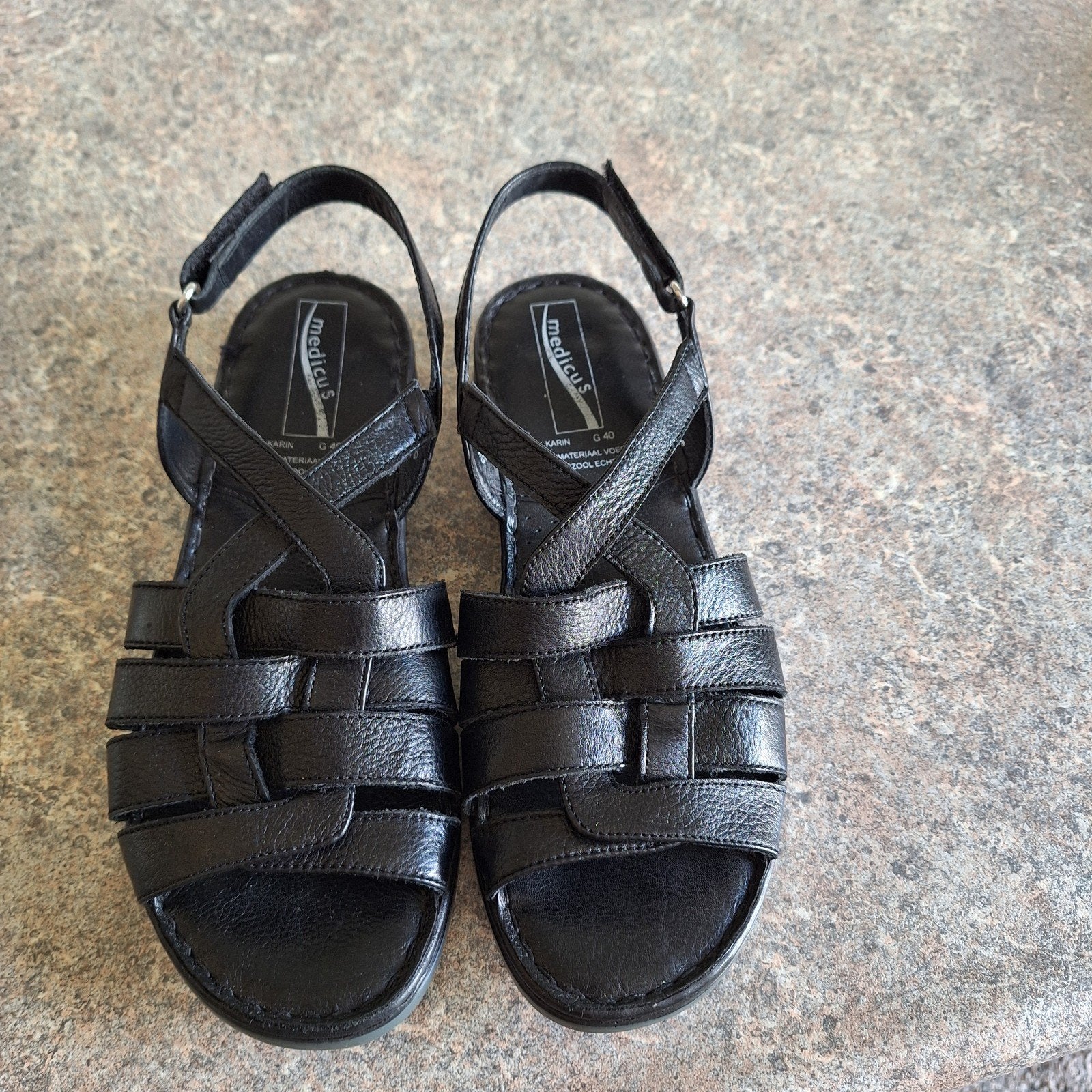 Zwarte Medicus sandalen, maat 40, leer, Medicus, Zwart, Zo goed als nieuw, Sandalen of Muiltjes