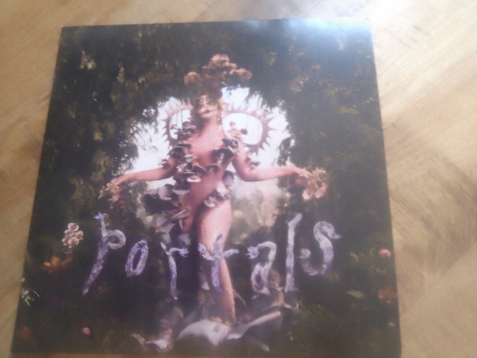 Melanie Martinez - Portals LP (Gekleurd Vinyl) nu 25€, Cd's en Dvd's, Vinyl | Pop, LP, Pop, Ophalen of Verzenden, Zo goed als nieuw