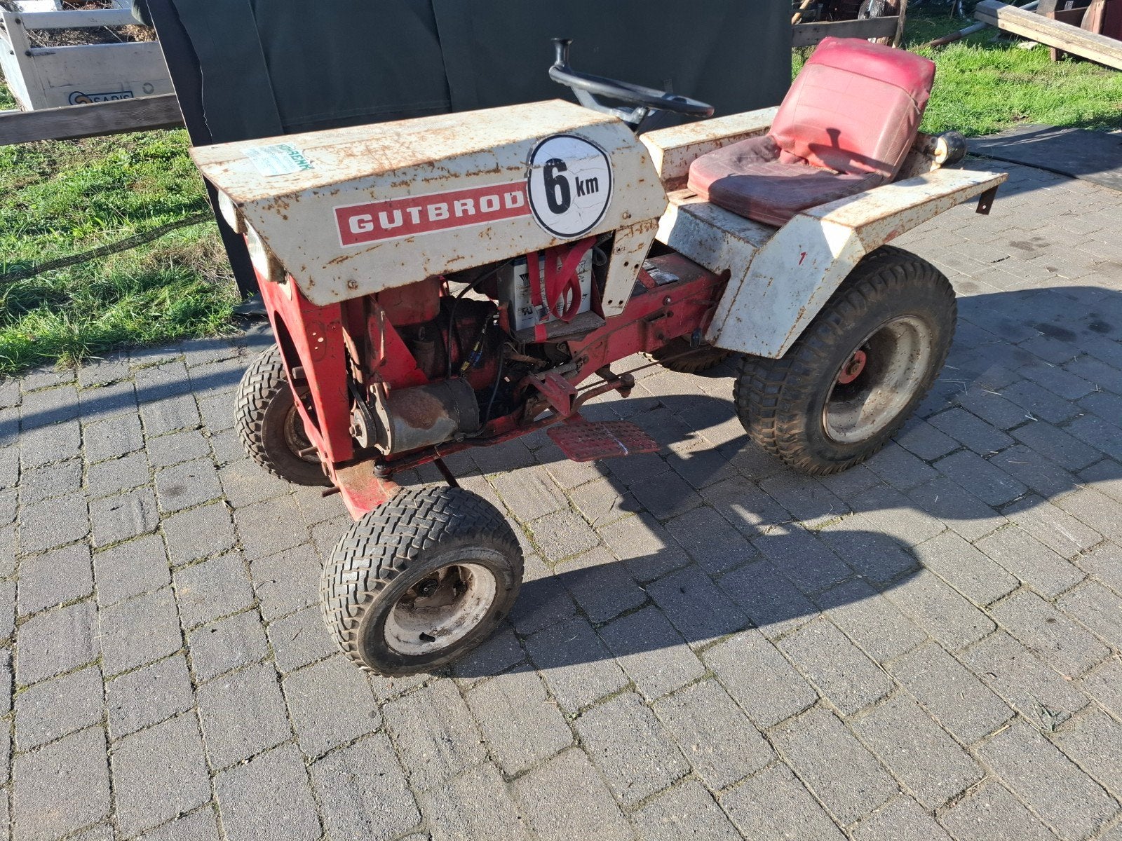 Gutbrod 1032 met watertank en pomp - rijdt goed, Tuin en Terras, Ophalen of Verzenden, Gebruikt, Overige merken