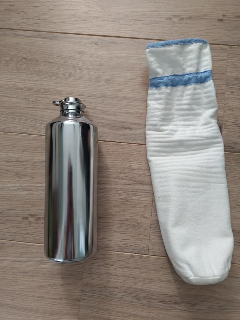 Aluminium kruik incl. kruikzak, Ophalen of Verzenden, Zo goed als nieuw, Overige typen, Standaard
