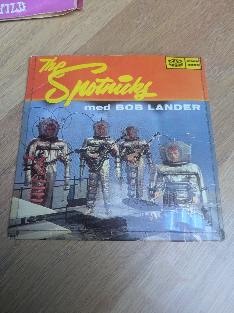 The Spotnicks Med Bob Lander - The Spotnicks Med Bob Lander, Ophalen of Verzenden, Gebruikt, 7 inch