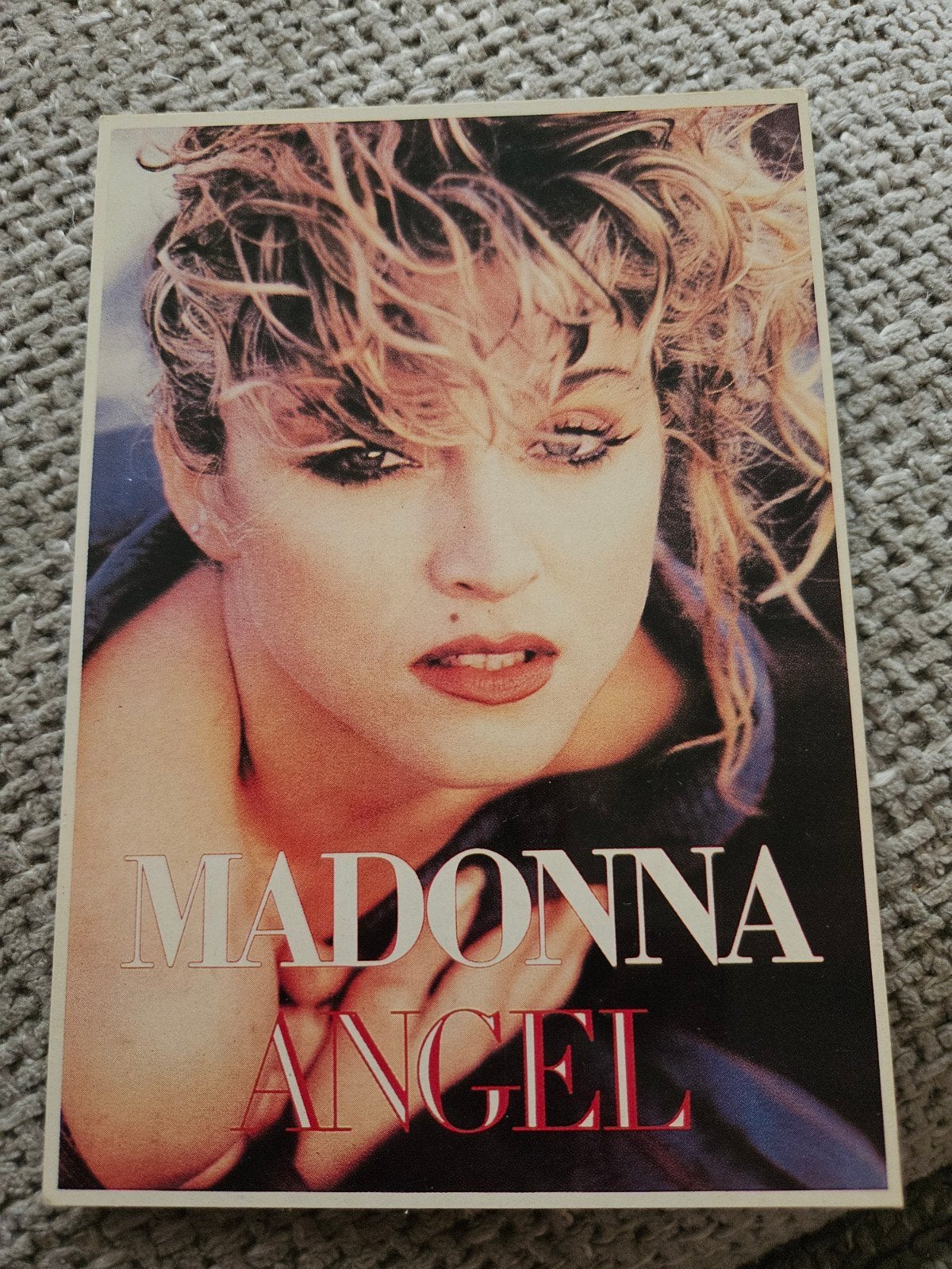 Madonna Angel Ansichtkaart, Verzamelen, Ansichtkaarten | Themakaarten, Ongelopen, 1980 tot heden, Sterren en Beroemdheden, Ophalen of Verzenden
