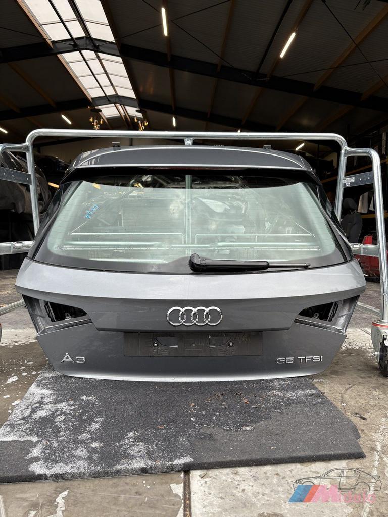AUDI A3 8V ACHTERKLEP LX7R, Gebruikt, -, -, -