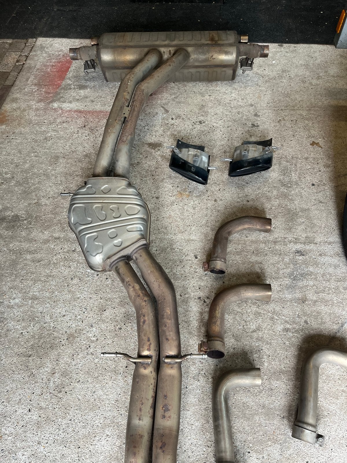 Audi rsq8 uitlaat, Ophalen, Gebruikt, Audi