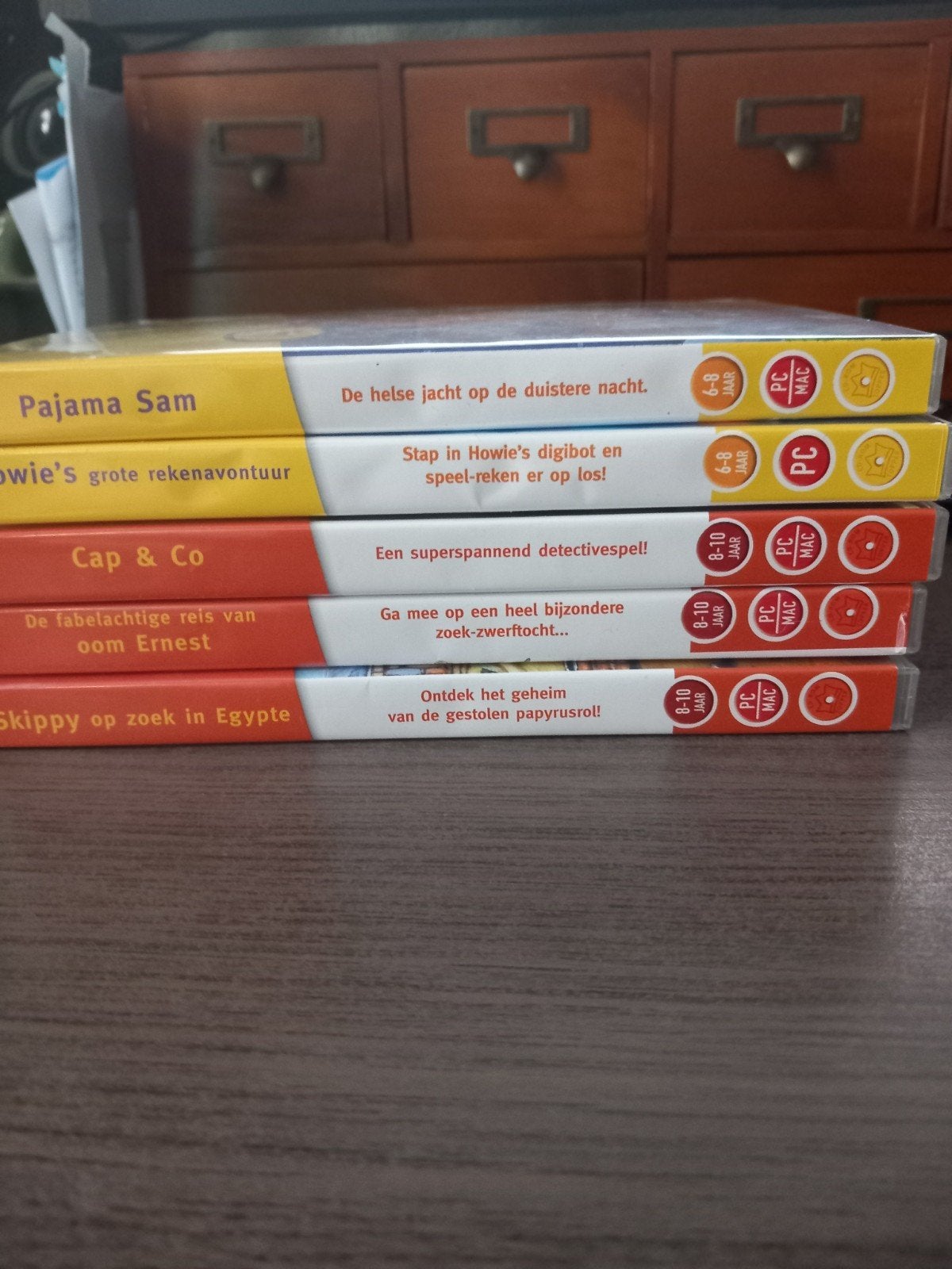 5x Educatieve PC/MAC Spellen: Cap &Co, Skippy, Howie, Sam,, Spelcomputers en Games, Games | Pc, Gebruikt, Puzzel en Educatief