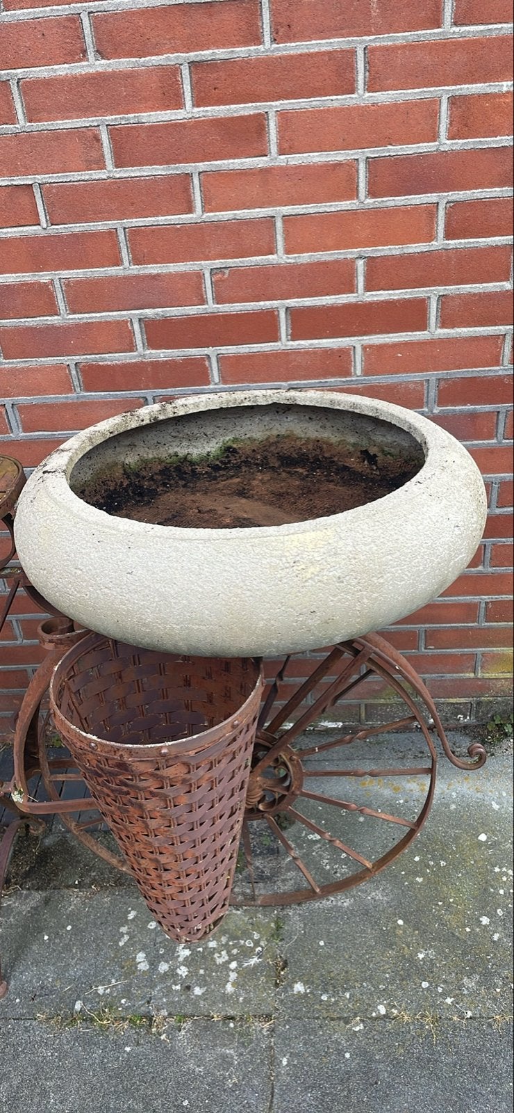 Grote ronde bloempot van steen, Tuin en Terras, Bloempotten, Ophalen, Gebruikt, Balkon, 40 cm of meer