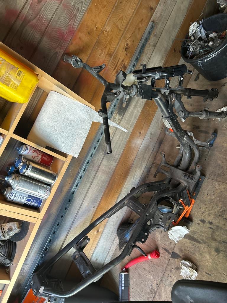 Aprilia SR 50 Morini LC frame met voorvork, Ophalen, Gebruikt, Frame, Aprilia