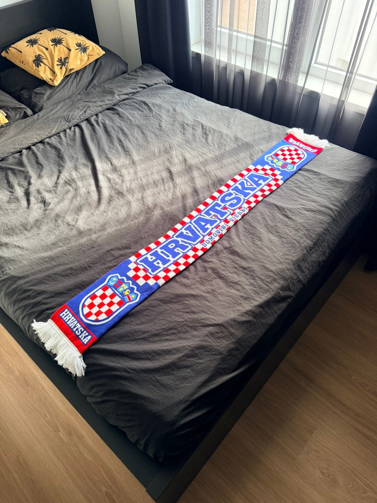 Voetbalsjaal Kroatië, Verzamelen, Ophalen, Zo goed als nieuw, Buitenlandse clubs, Vaantje of Sjaal