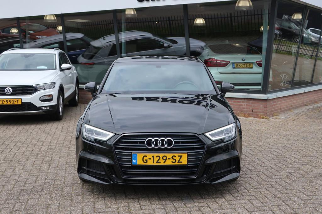 Audi A3 Limousine 35 TFSI CoD Advance Sport. PDC_VIR.DASH_3x, Auto's, 4 cilinders, 150 pk, Leder en Stof, Zwart