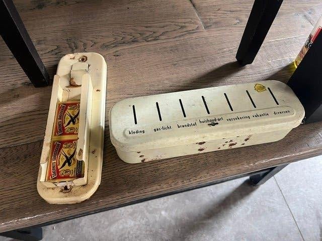 2 emaille dingen te koop, Ophalen