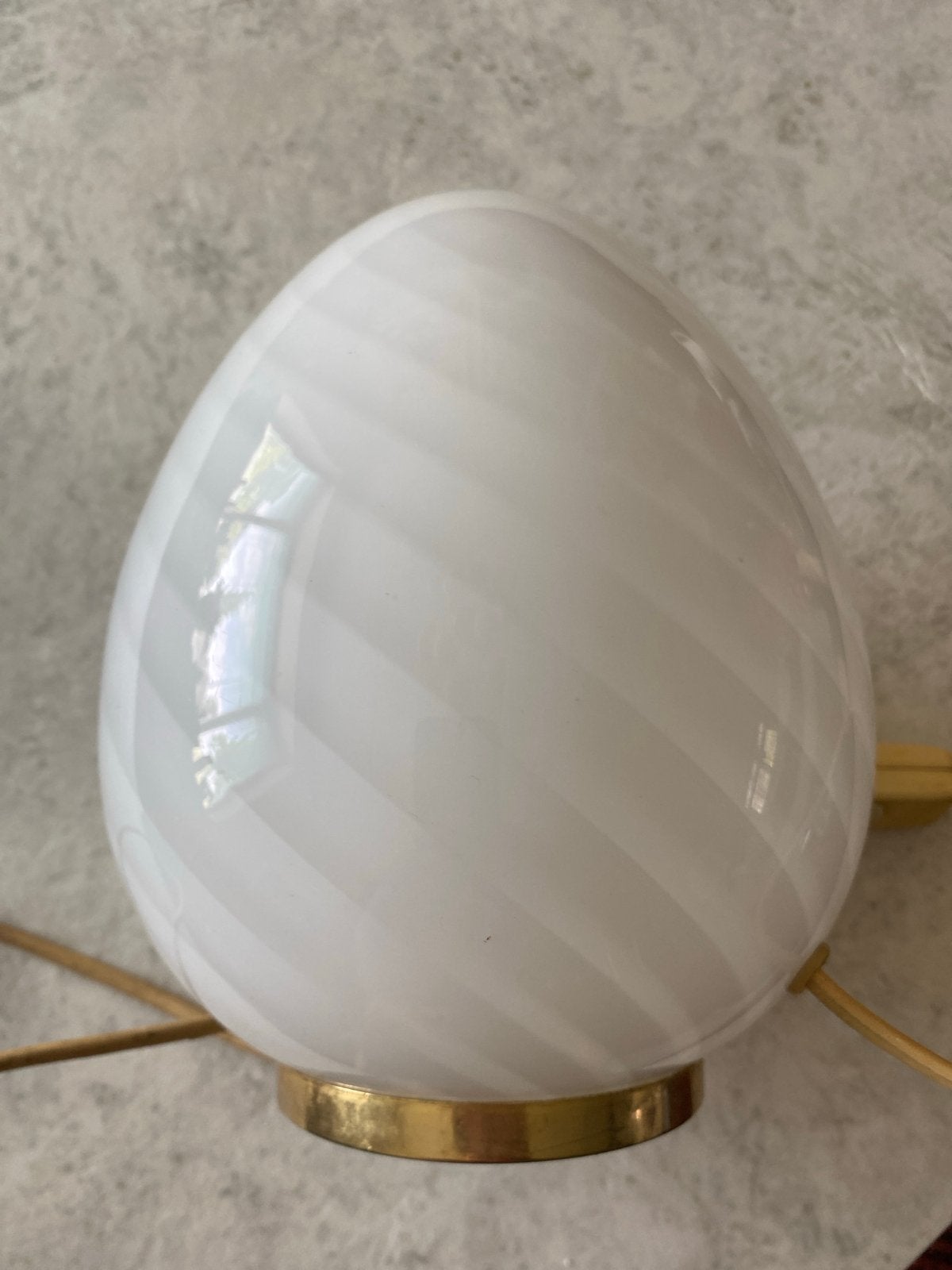 Vintage glazen ei vorm tafellamp met spiraalmotief, Antiek en Kunst, Ophalen of Verzenden