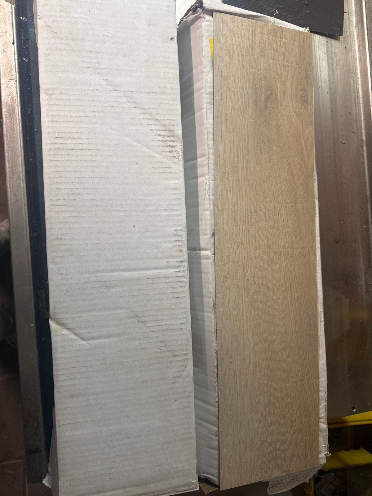 1,5 pak Dry Back Herringbone laminaat, Kunststof, 50 tot 150 cm, Nieuw, Ophalen of Verzenden