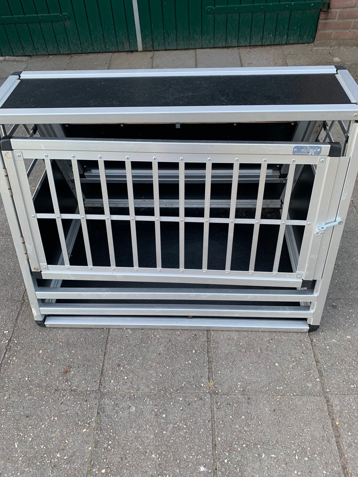 Aluminium hondenbenches, Ophalen, Zo goed als nieuw