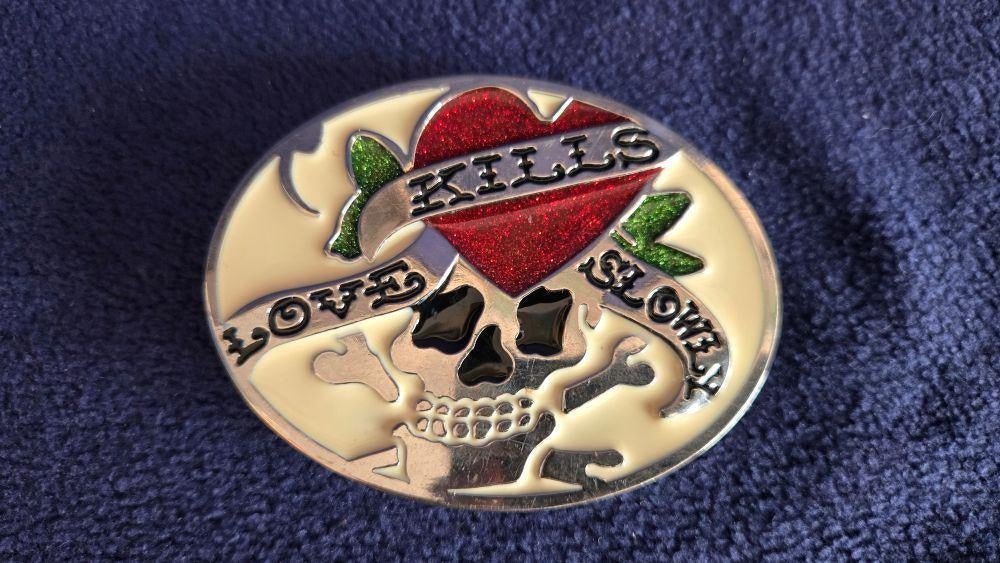 GESP - LOVE KILLS SLOWLY, Losse buckle of gesp, Overige kleuren, Ophalen of Verzenden, Nieuw