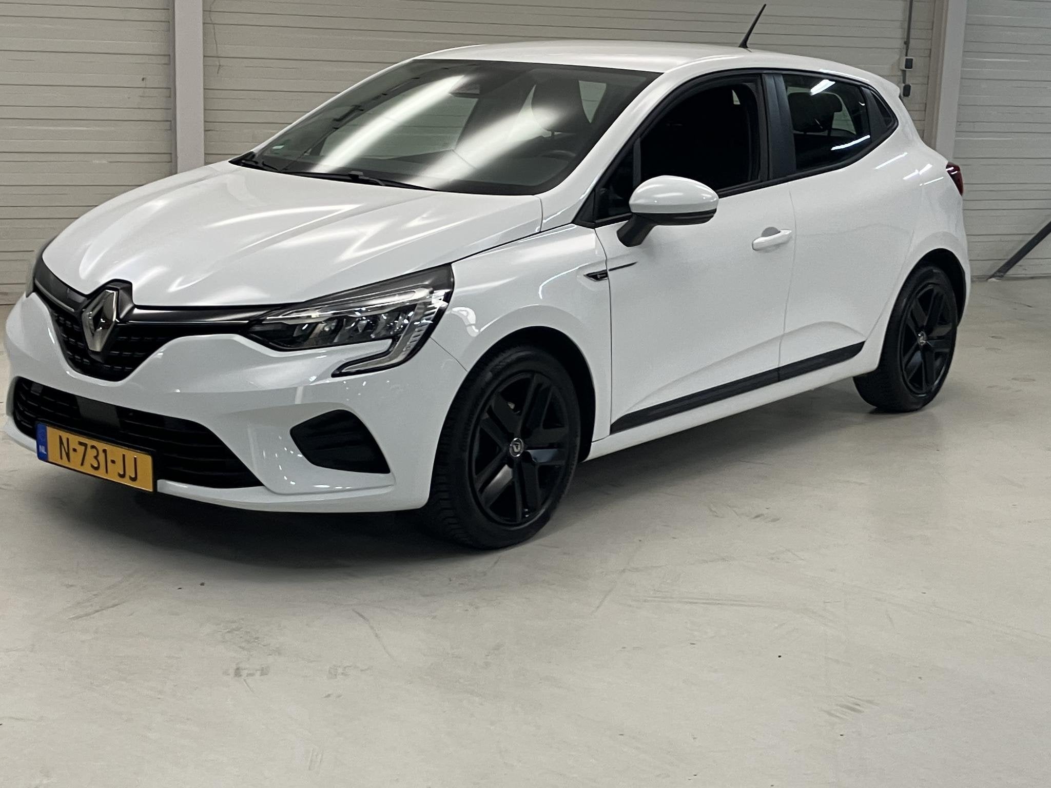 Renault Clio 1.0 TCe Zen / Nederlandse Auto / All Seasonband, Auto's, Voorwielaandrijving, Stof, Gebruikt, Euro 6