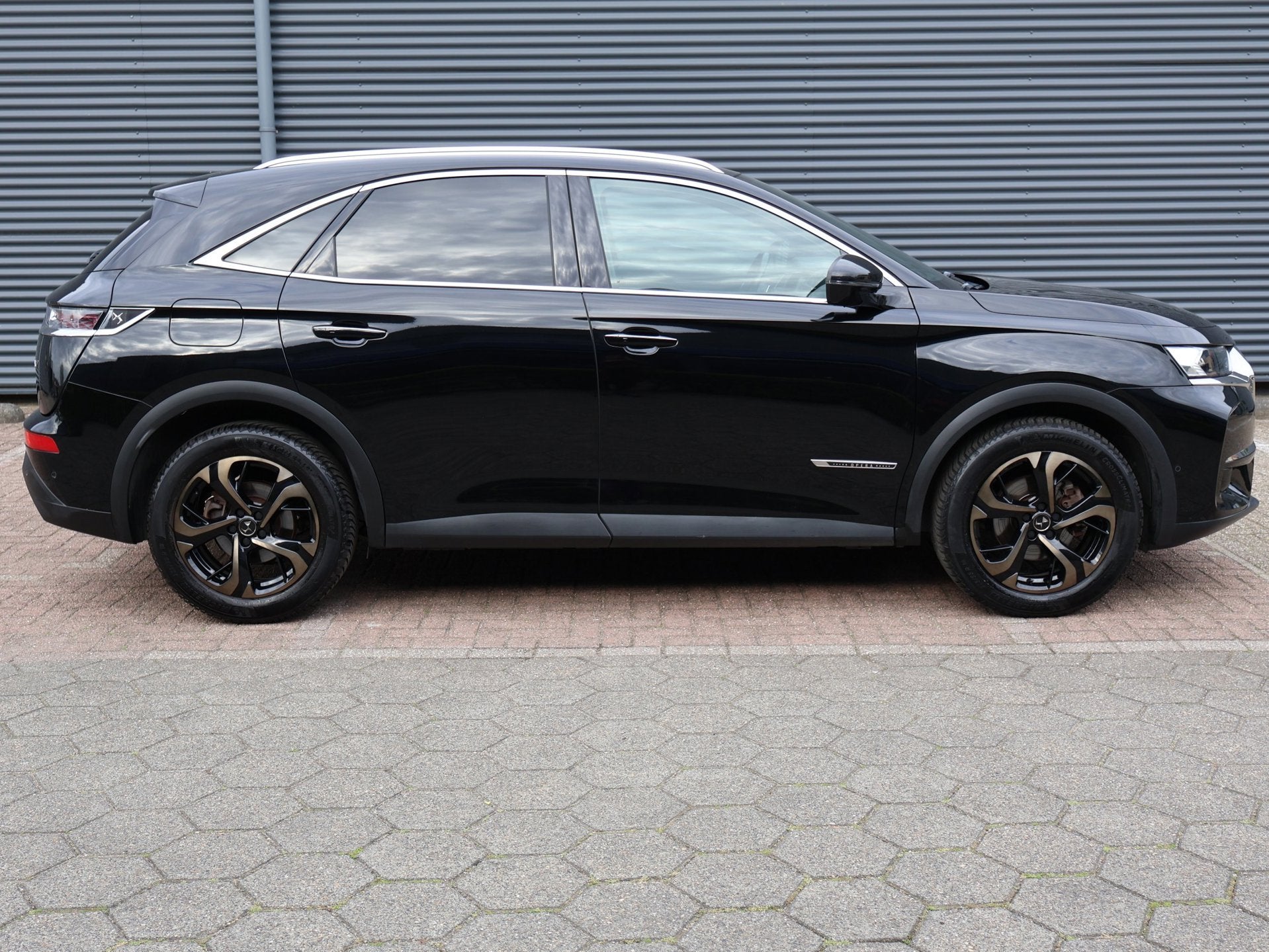 DS 7 Crossback 1.6 PT La Premiere Pano Navi Apple Carplay PD, Auto's, Adaptive Cruise Control, 4 cilinders, Zwart, Leder