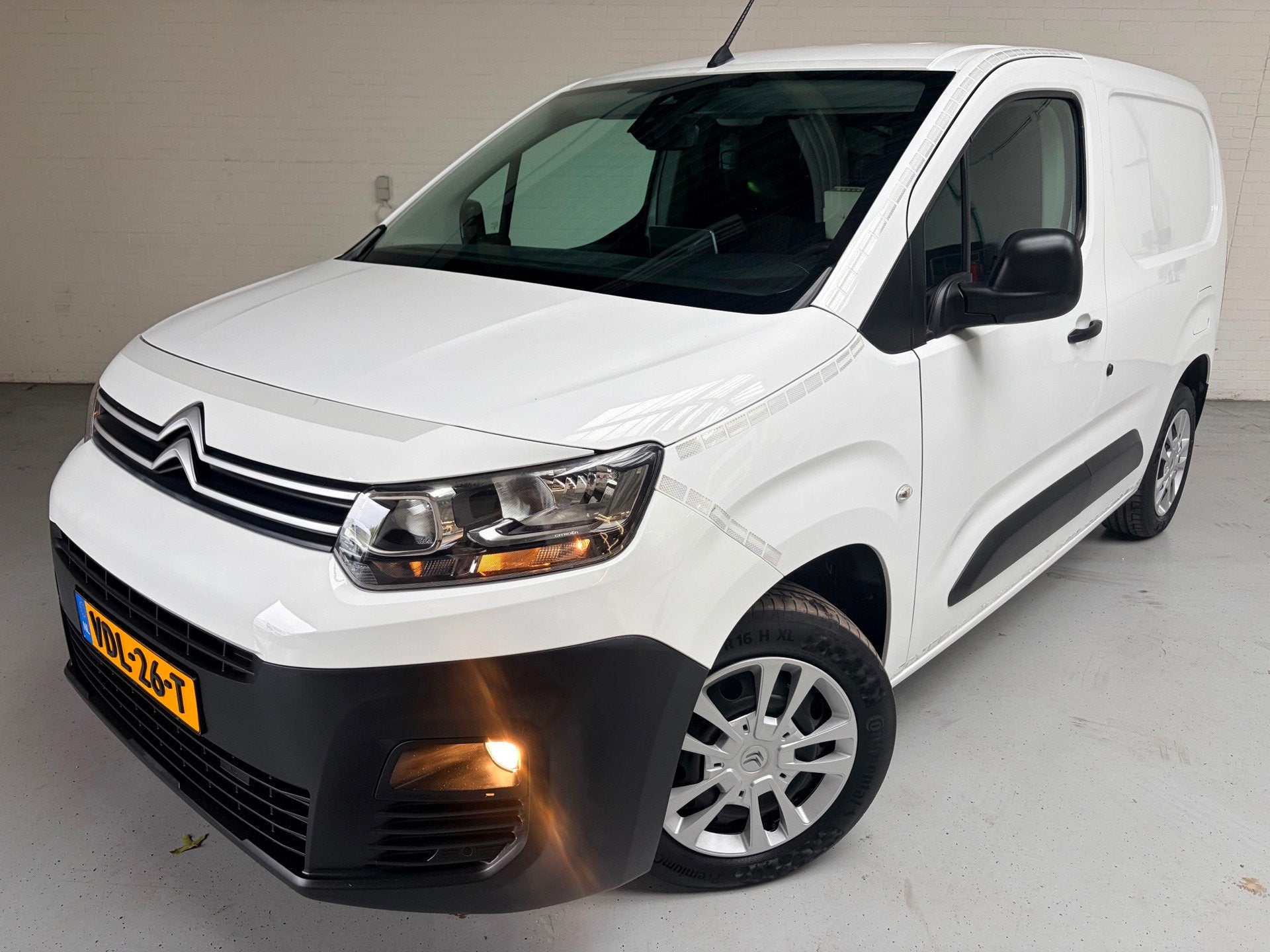 Citroen Berlingo Servicewagen 1.5 BlueHDI 100pk euro61 L1H1, Voorwielaandrijving, Dealer onderhouden, Stof, Gebruikt