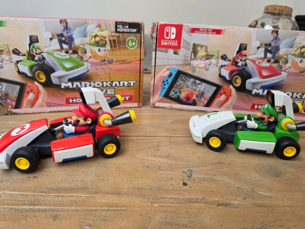 Mario Kart Live: Home Circuit - Mario & Luigi Sets, Spelcomputers en Games, Games | Nintendo Switch, Ophalen of Verzenden