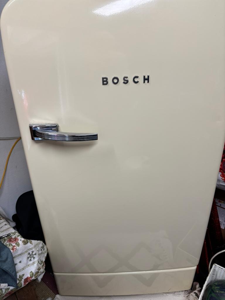 Bosch retro koelkast, Witgoed en Apparatuur, Gebruikt, 200 liter of meer, Met vriesvak, 160 cm of meer