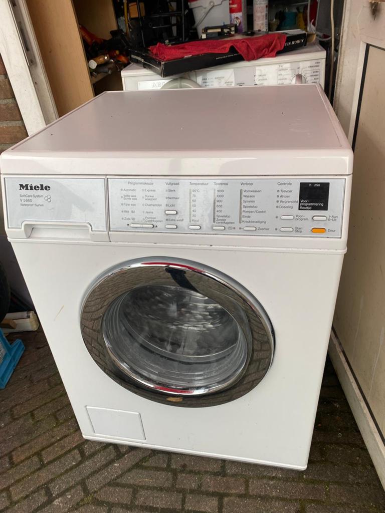 Wasmachine miele, Witgoed en Apparatuur, Wasmachines, Ophalen of Verzenden, 1600 toeren of meer, 85 tot 90 cm