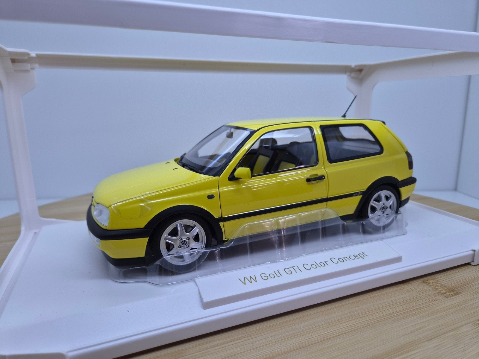 Norev Volkswagen Golf GTI Color Concept 1:18 Geel, Auto, Nieuw, Norev, Ophalen of Verzenden