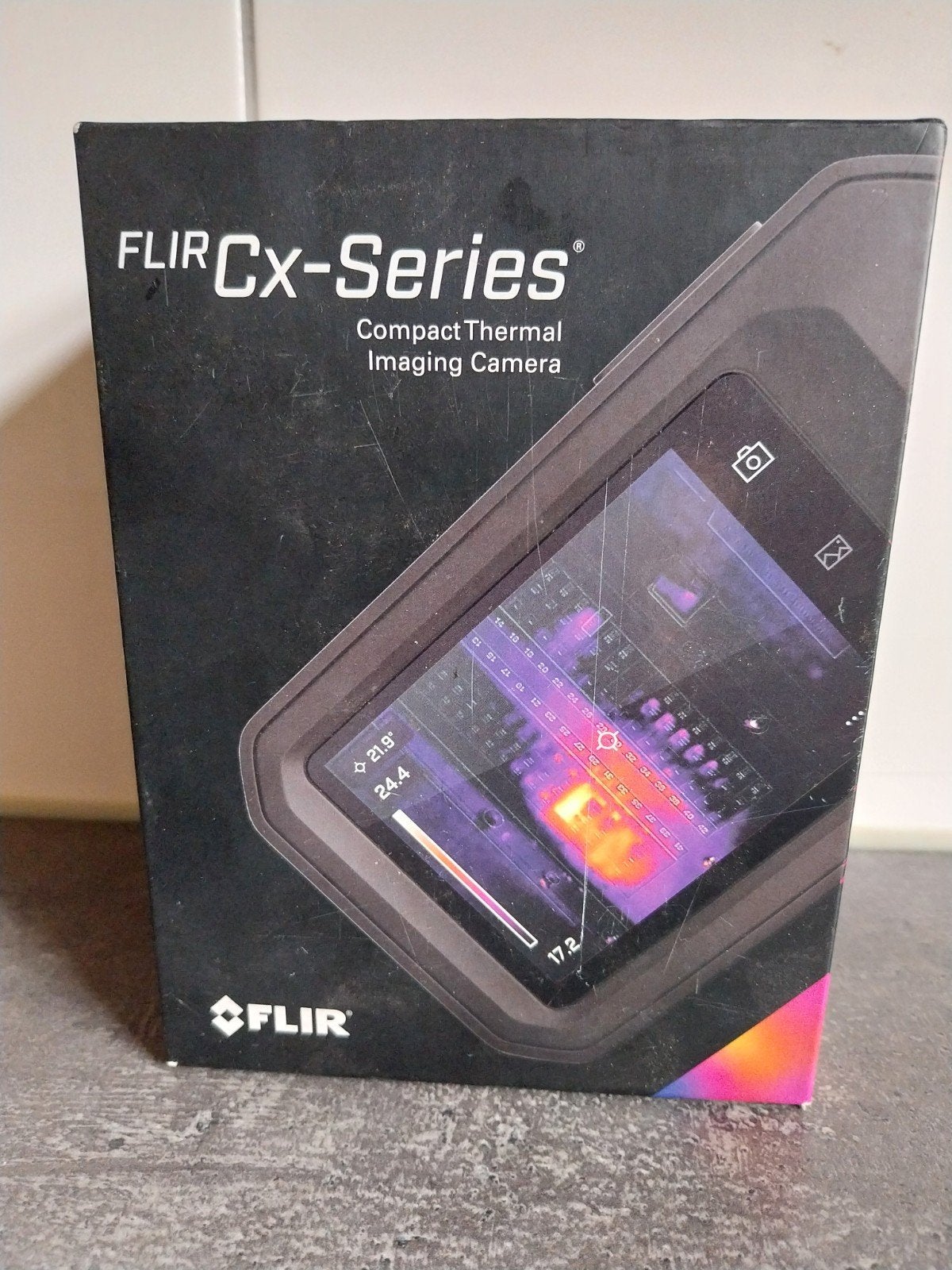 FLIR CX-Series Compact Thermal Imaging Camera, Ophalen of Verzenden, Zo goed als nieuw, 10 inch, 64 GB