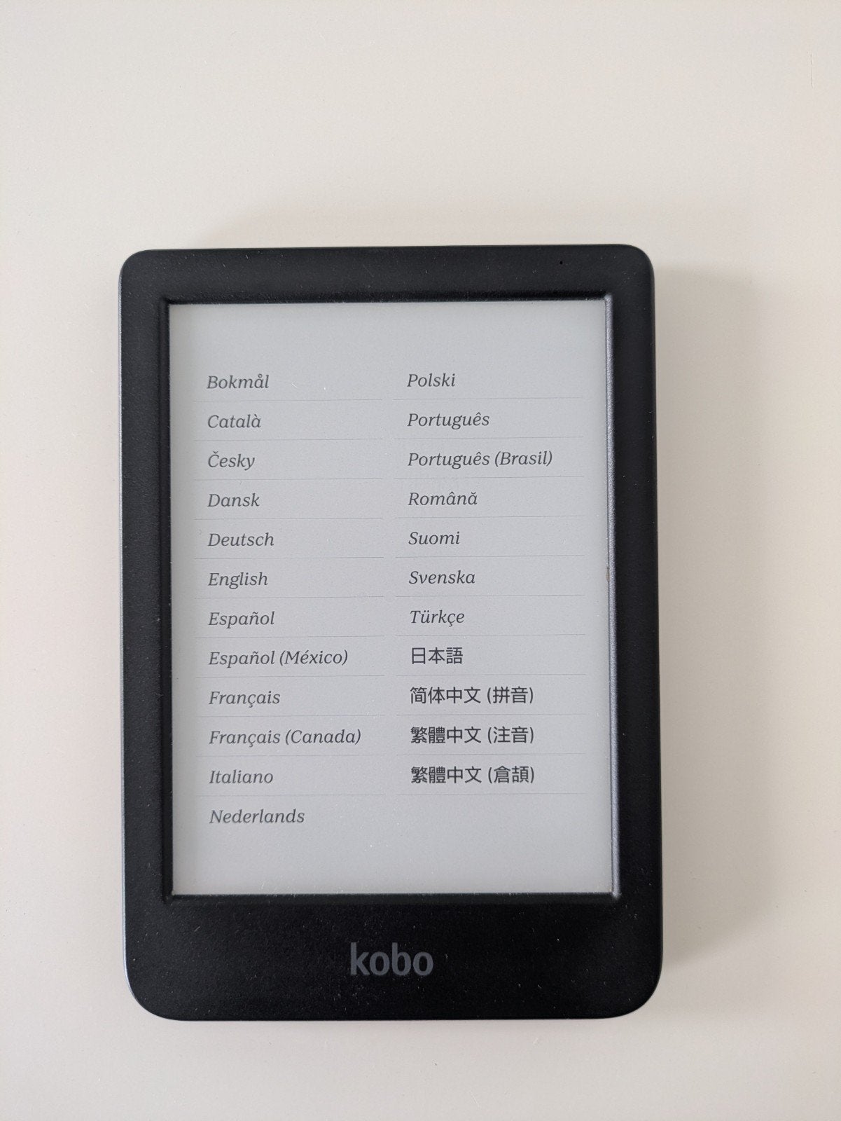 Kobo Clara BW e-reader, Computers en Software, E-readers, 6 inch of minder, Kobo, Ophalen of Verzenden, 16 GB of meer