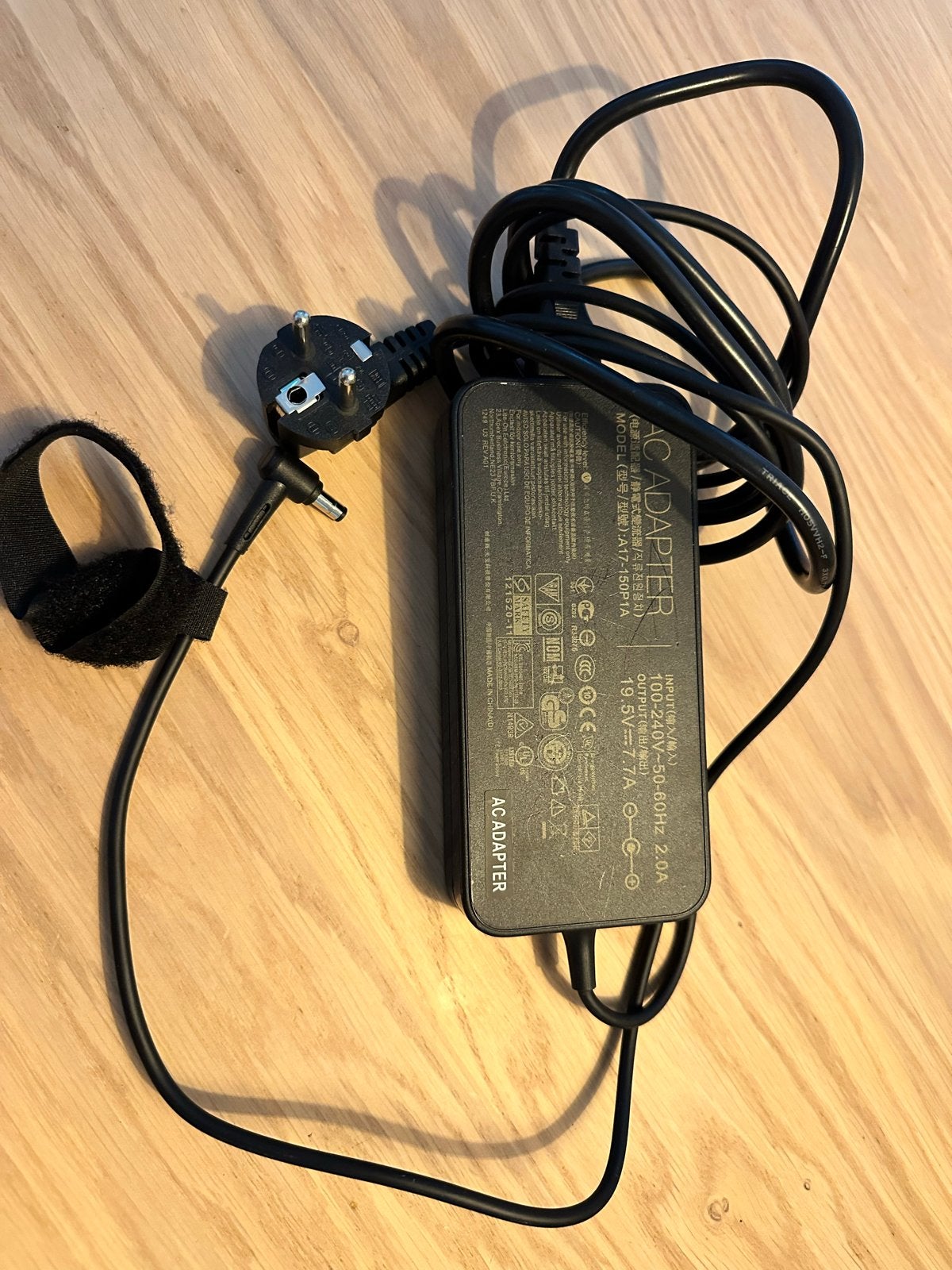 AC Adapter 19.5V 7.7A - Model A17-150P1A, Ophalen, Gebruikt