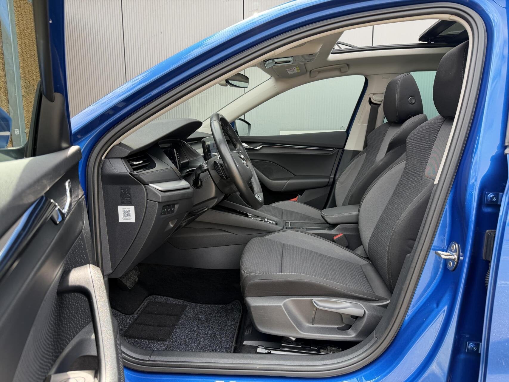Skoda Octavia Combi 1.5 e-TSI Business Edition Automaat | Pa, Auto's, Skoda, Euro 6, 4 cilinders, 150 pk, Blauw