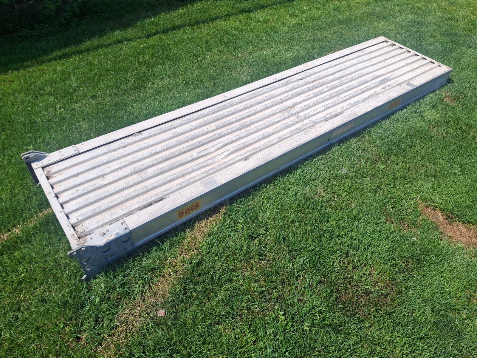 Loopbrug 2 stuks koppelbaar tot 510cm met leuningen, Doe-het-zelf en Verbouw, Steigers, Ophalen, Gebruikt, Overige typen, Minder dan 2 meter