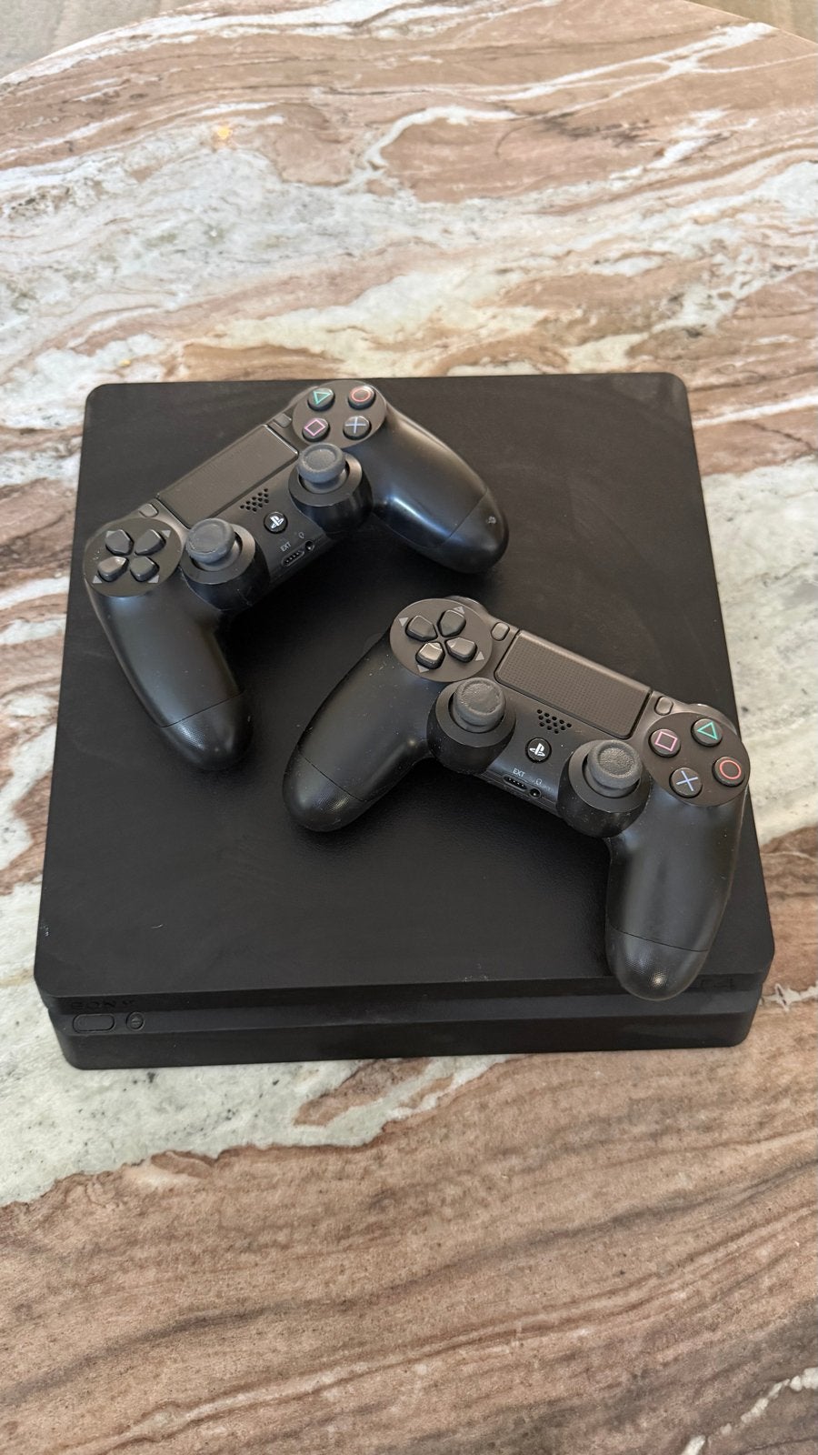 PlayStation 4 Slim met 2 controllers, Ophalen, Gebruikt, Met 2 controllers, Slim
