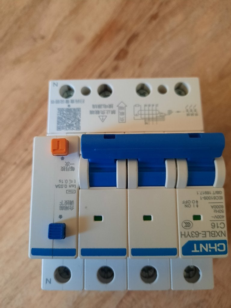 CHINT Aardlekautomaat NXBLE-63YH C16 3P+N 3-fase, Ophalen of Verzenden, Zo goed als nieuw, Overige typen