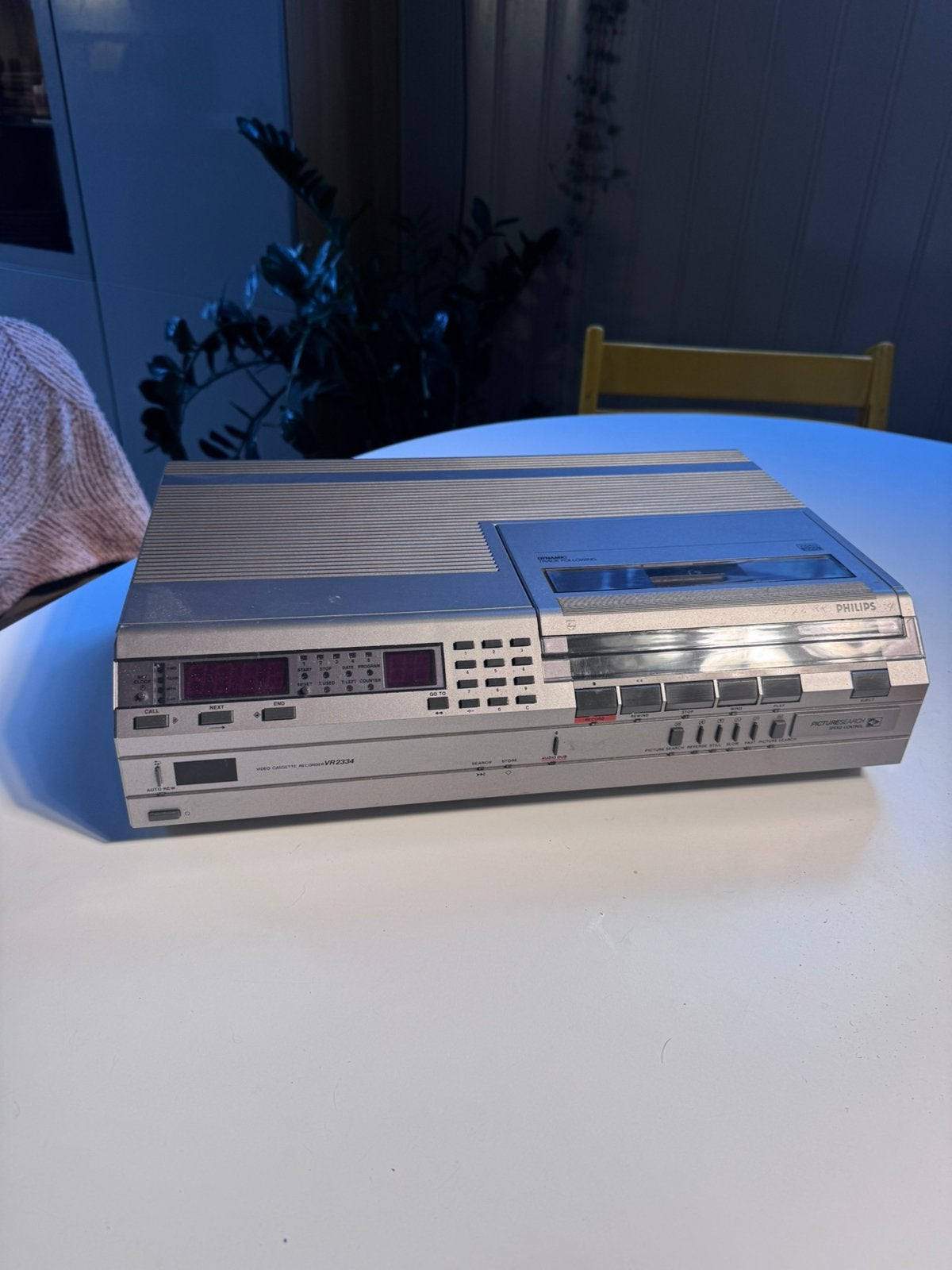 Philips video2000 VR2334, Ophalen of Verzenden, Niet werkend, Video 2000-speler of -recorder