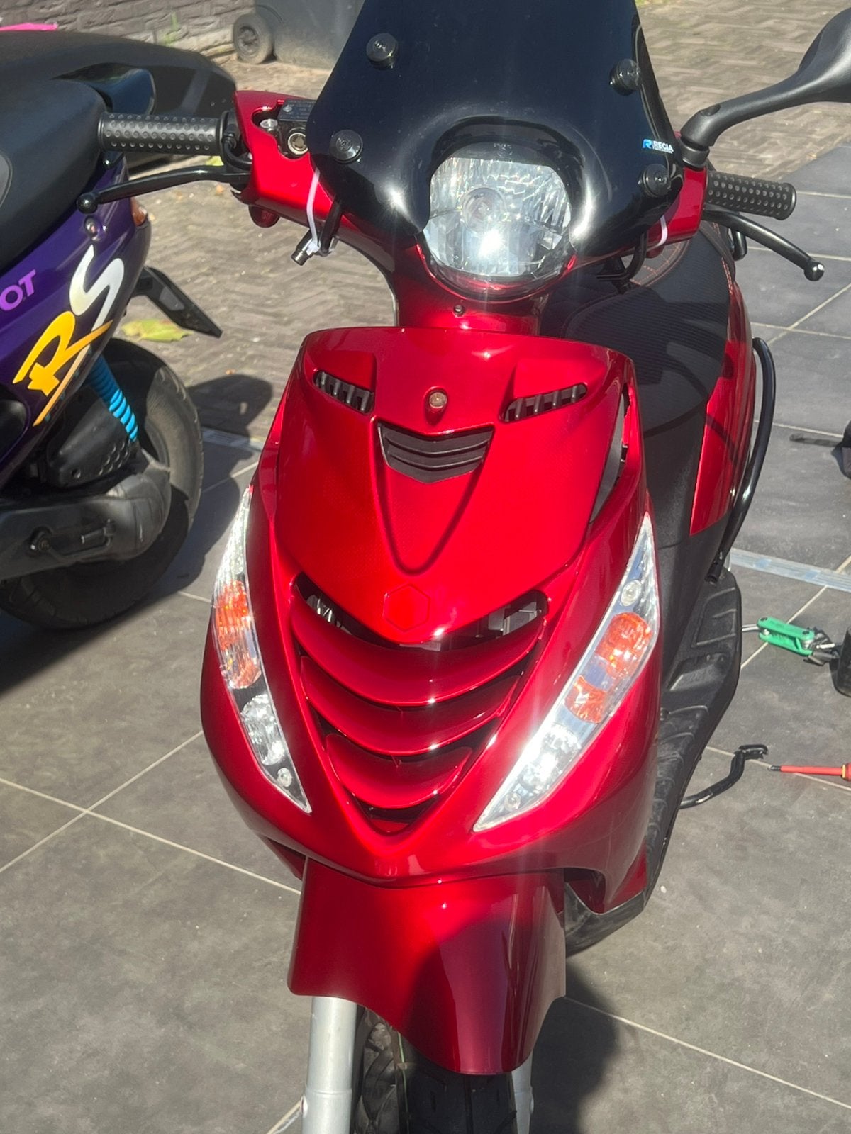 Zip iget e5 2022 Waardepeiling!, Fietsen en Brommers, Ophalen, Zip, Zo goed als nieuw, Benzine