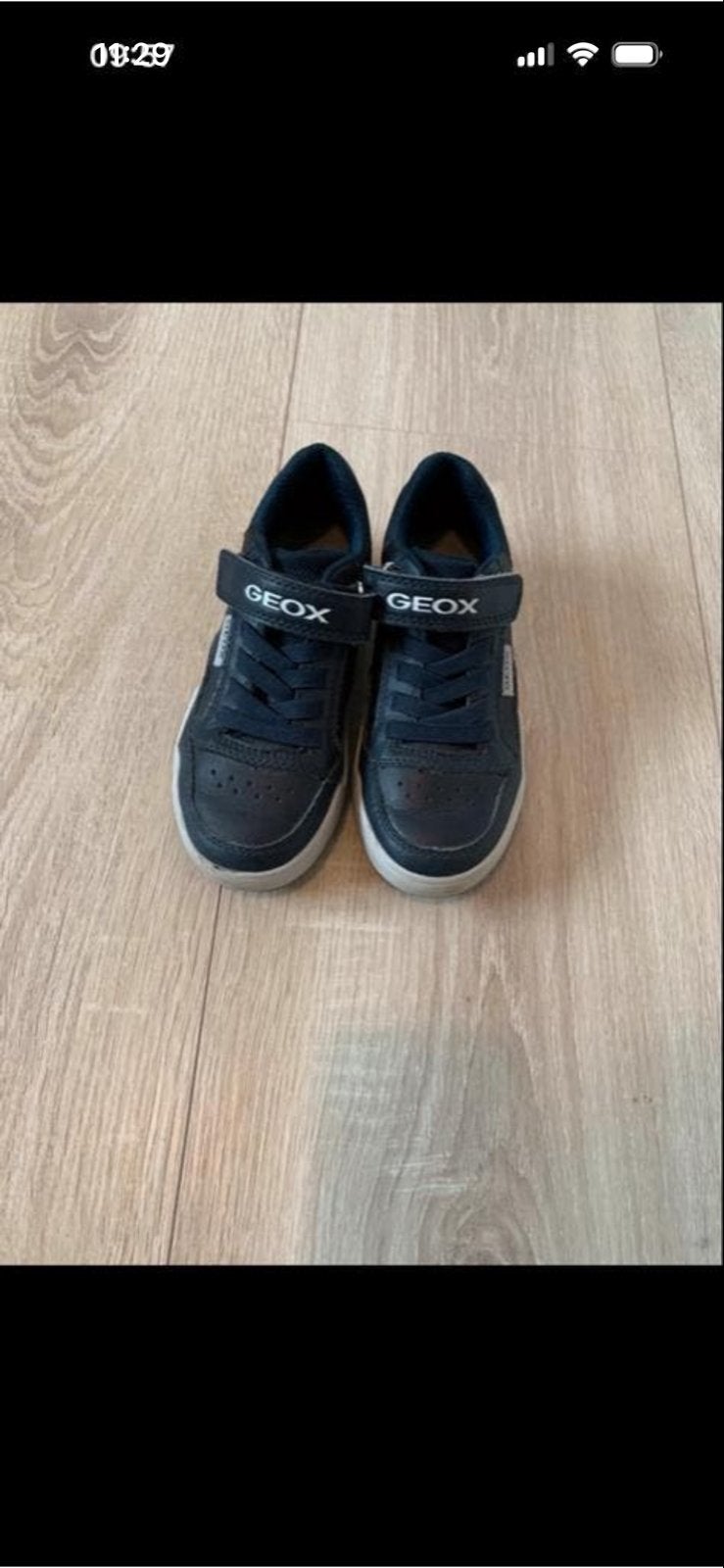 Geox schoenen maat 30 - Comfortabel en stijlvol, Ophalen of Verzenden, Gebruikt, Jongen of Meisje, Schoenen