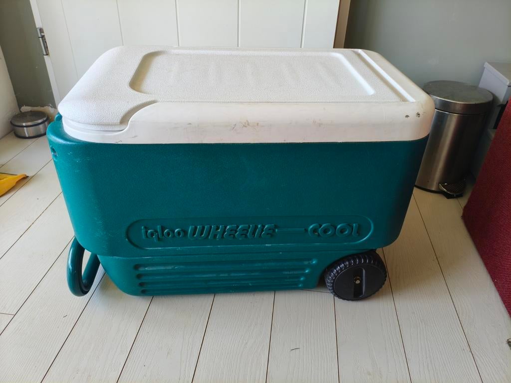 Igloo Wheelie Cool Koelbox met wielen, Ophalen of Verzenden, Koelelement